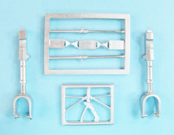 32087_site_1-1.jpg IAR-80A, IAR-81C Landing Gear (AzFr/SH) - Image 1