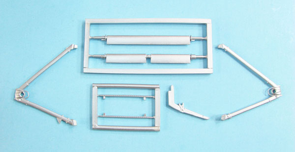 32137_site-1.jpg DFW C.V Landing Gear (WW) - Image 1