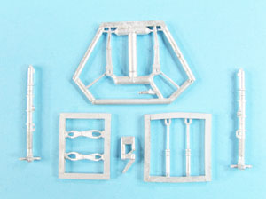 48349_email-1.jpg Focke-Wulf Fw 190A-4/5 Landing Gear (Edu) - Image 1