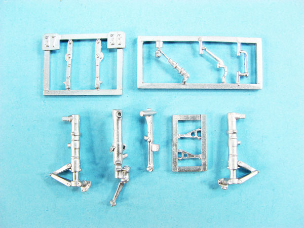 FJ-2 Fury Landing Gear (KH)