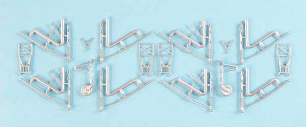 48385_site-1.jpg He 111Z-1 Zwilling Landing gear (ICM) - Image 1