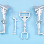 J-20 Stealth Fighter Landing Gear (Meng)