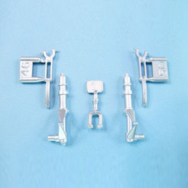 Fairey Barracuda Landing Gear & Wing Fold Support (Trum)